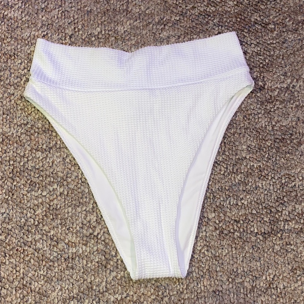 Bikini bottoms